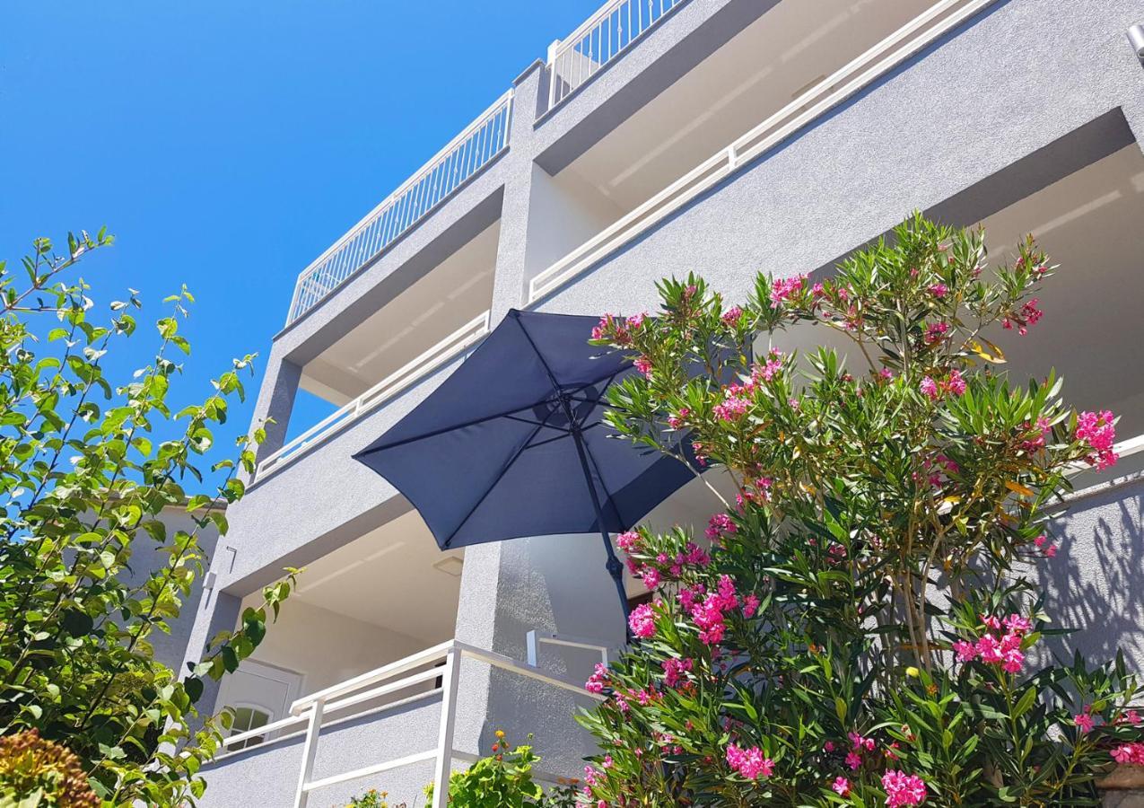 Villa Skalinada With Sea View เบรลา ภายนอก รูปภาพ