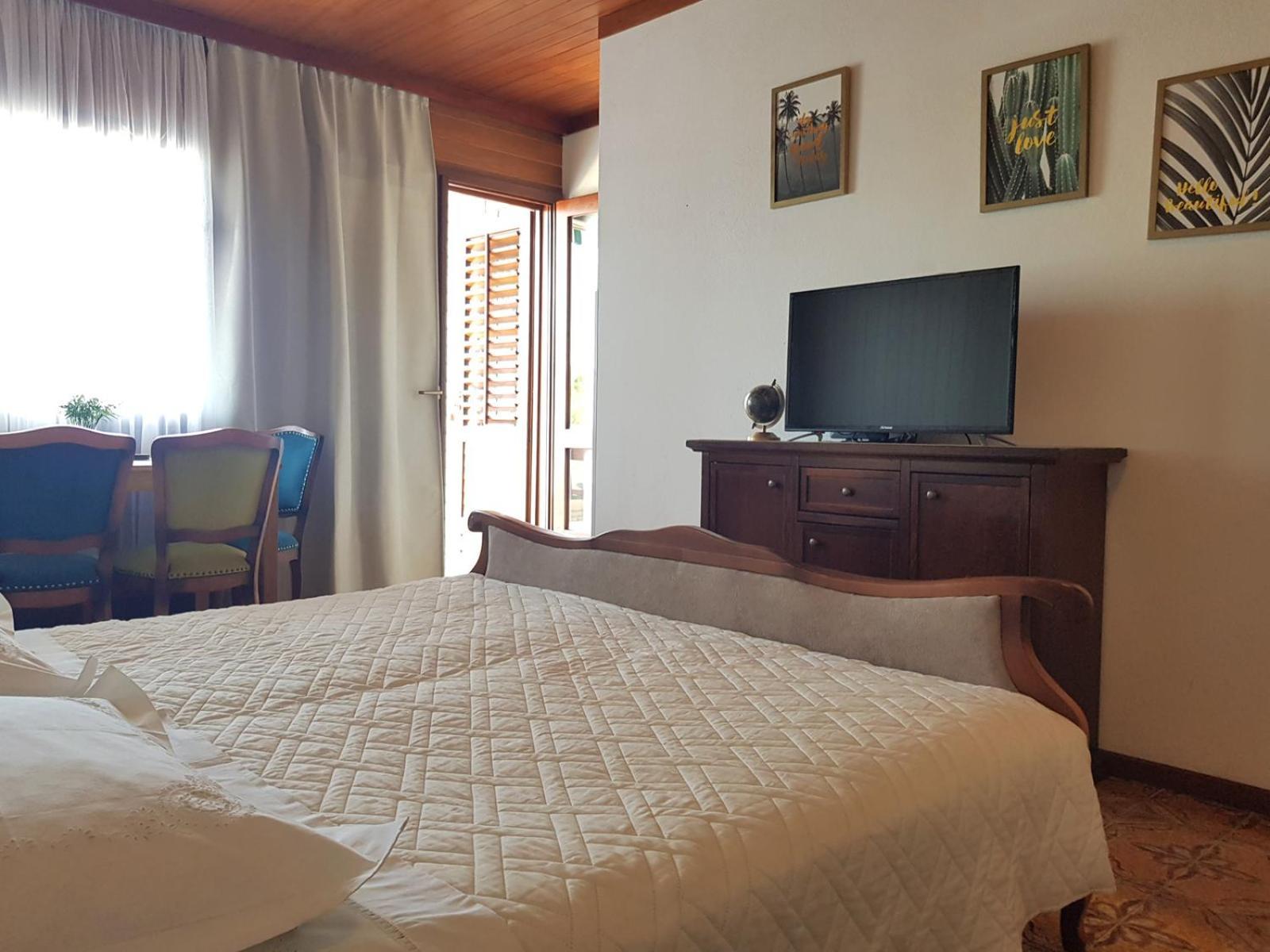 Villa Skalinada With Sea View เบรลา ห้อง รูปภาพ
